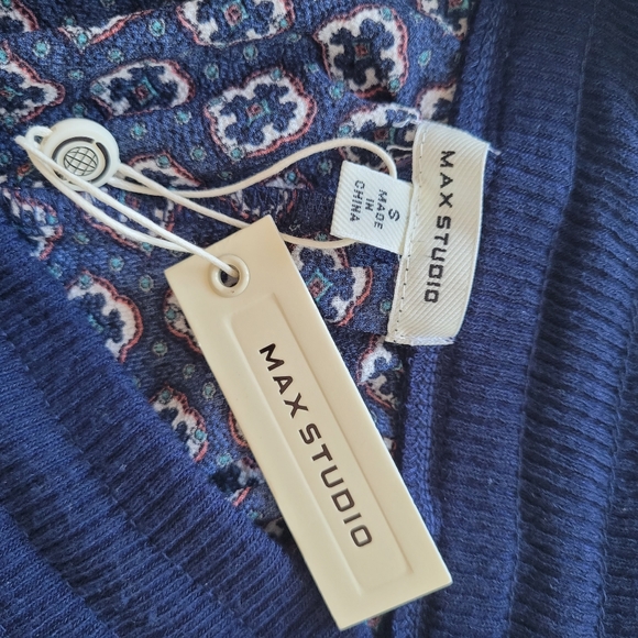 MAX STUDIO Tile Print Pattern Lightweight Blue Joggers - Picture 12 of 15